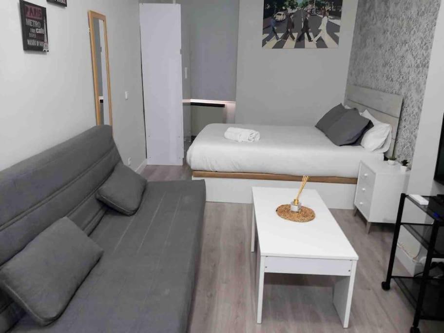 Apartamento En El Corazon De Мадрид Экстерьер фото