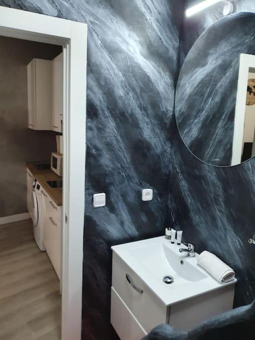 Apartamento En El Corazon De Мадрид Экстерьер фото